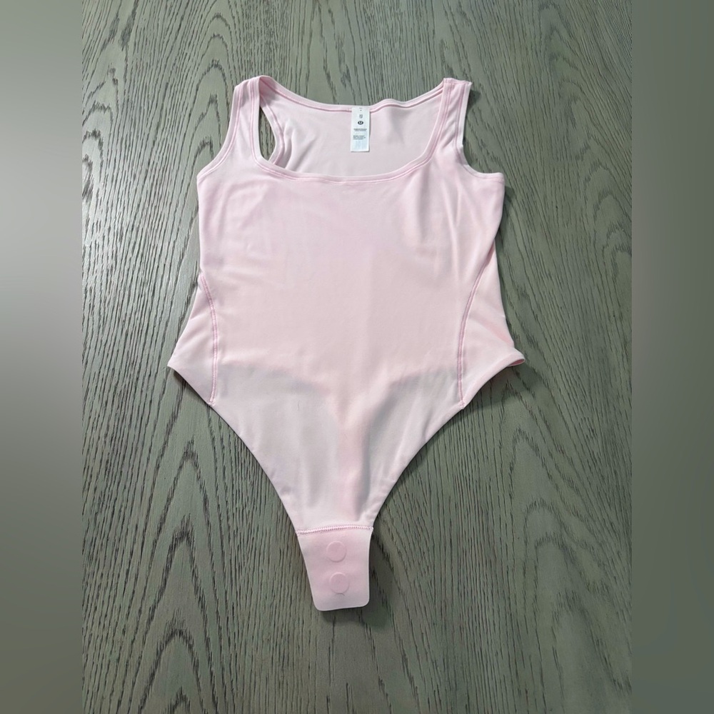 NWOT Lululemon Wundermost Ultra-Soft Square Neck Bodysuit In Pink Haze Size Xs